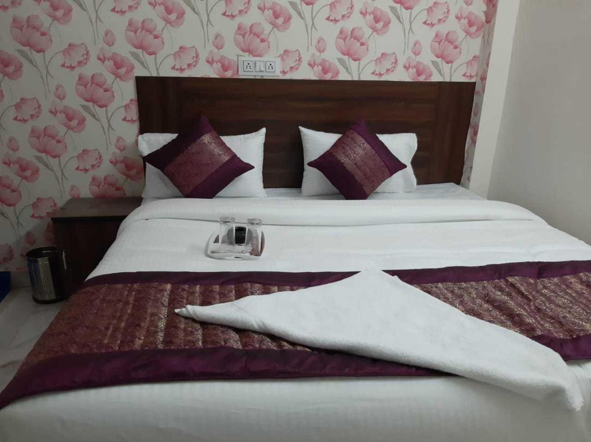 Hotel O Maharaja New Delhi